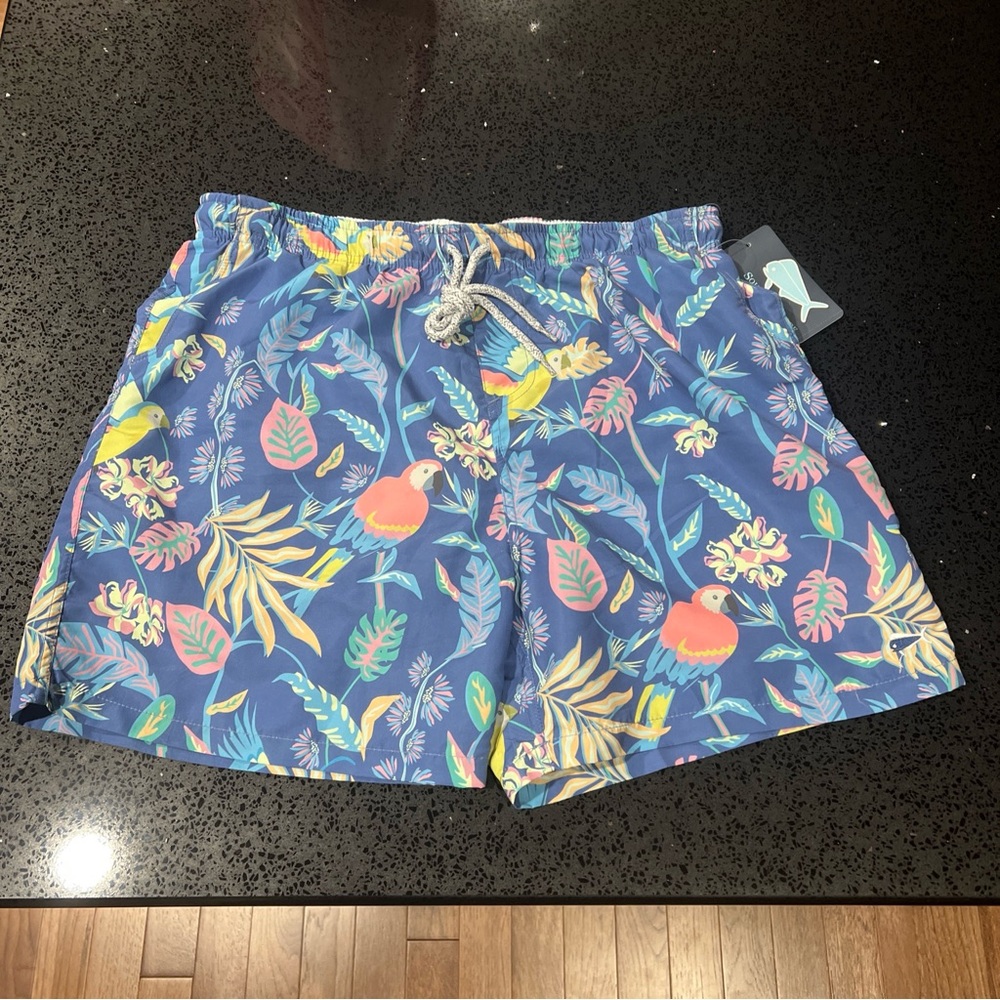 Southern Lure Men’s Swim Trunks Size Large With Zip Pocket Parrots-Lillac NWT